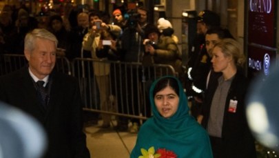 Laureatka Pokojowej Nagrody Nobla pokaże swój zakrwawiony strój 