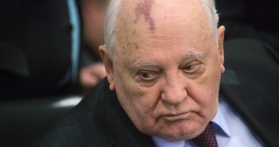 Ostatni radziecki przywódca Michaił Gorbaczow zachęcał  USA i Rosję do zorganizowania spotkania na szczycie w  celu, jak to nazwał, "szybkiego odmrożenia" stosunków. Apel ten odniósł też do innych państw zachodnich. 
