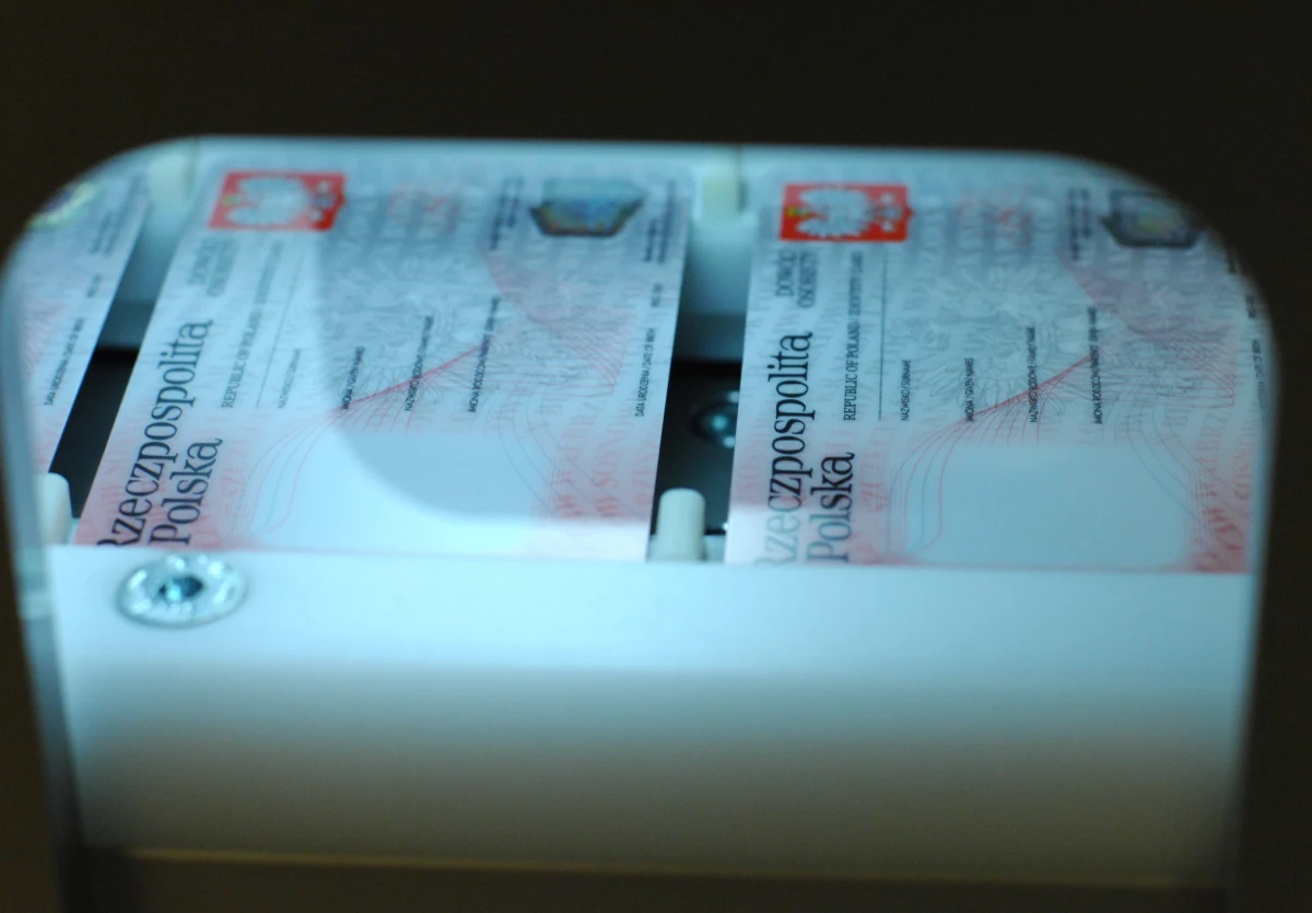 Obowiązek rejestracji miejsca zamieszkania nie powinien być zmieniany – twierdzi specjalny zespół, który zajmował się przygotowaniem do zniesienia obowiązku meldunkowego. W czwartek jego rekomendacje mają trafić na Komitet Stały Rady Ministrów.