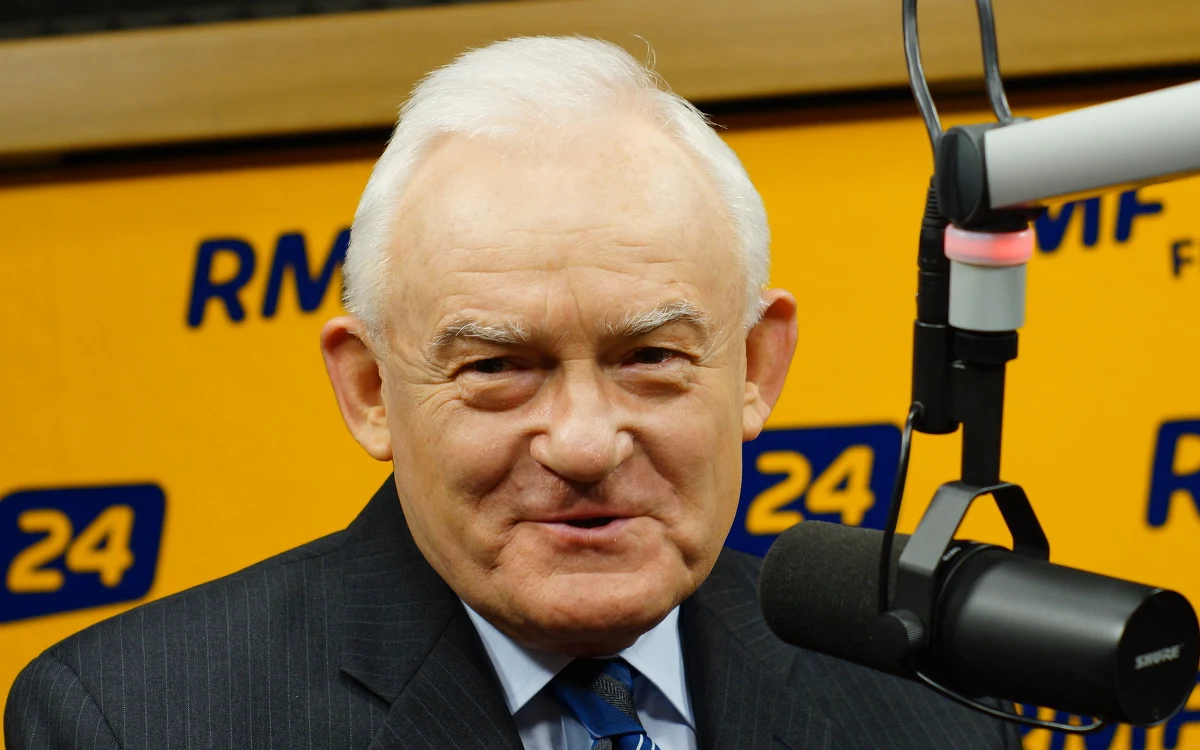 Leszek Miller pytany przez słuchaczy o to, czy możliwa jest koalicja SLD-PiS odpowiada: „jest niemożliwa. Fakt, ze ściskam dłoń polityka nie oznacza, że przyjmuję jego poglądy” – dodaje gość Kontrwywiadu RMF FM.  „Szkoda, że pogodzenie PO z PiS-em i uścisk dłoni między Donaldem Tuskiem a Jarosławem Kaczyńskim, że to było tak krótkie. Narastający konflikt jest szkodliwy dla Polski” – ocenia były premier.