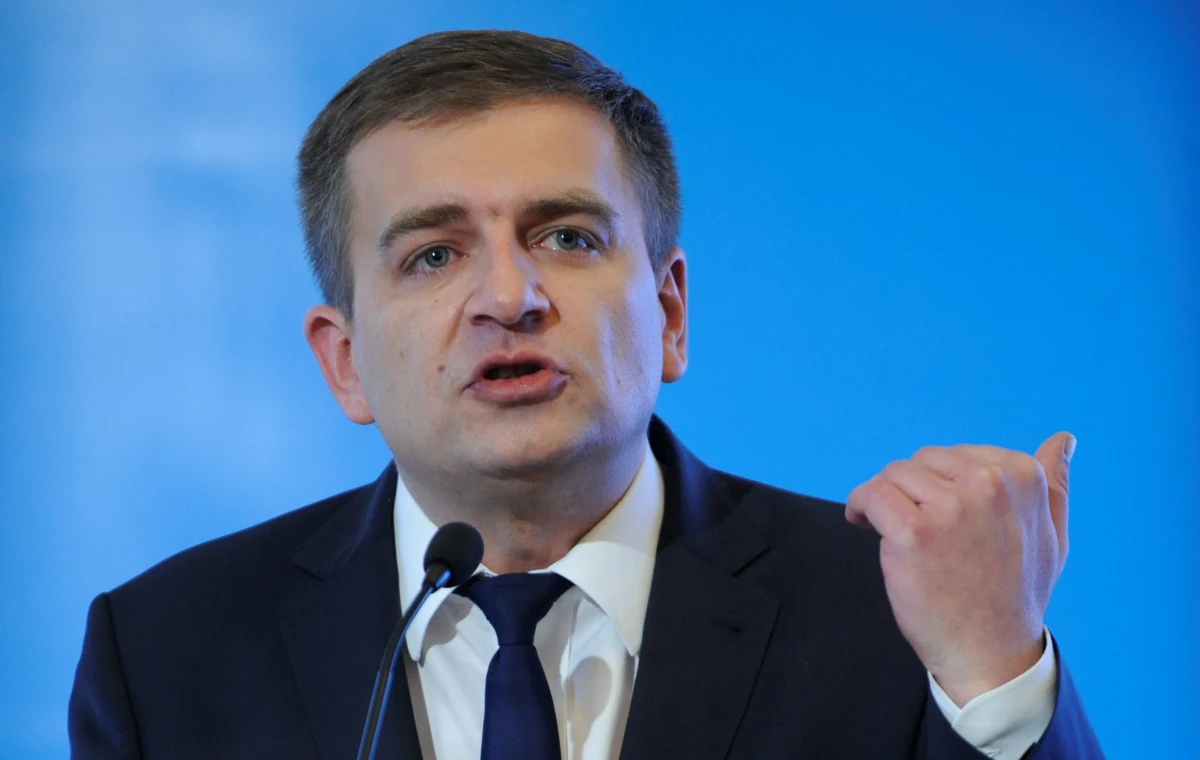 „Będę zdeterminowany, aby pakiet onkologiczny wprowadzić, niezależnie od politycznych emocji” - zapewnił Bartosz Arłukowicz podczas posiedzenia sejmowej komisji zdrowia. Minister zdrowia przedstawił posłom informację nt. stanu przygotowań do wejścia w życie pakietu onkologicznego i kolejkowego. 