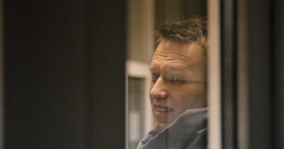 Znany rosyjski opozycjonista Aleksiej Nawalny i jego brat Oleg zostali uznani przez sąd w Moskwie za winnych zagarnięcia środków finansowych firmy Yves Rocher. Aleksiej został skazany na 3,5 roku więzienia w zawieszeniu, a Oleg na 3,5 roku pozbawienia wolności.