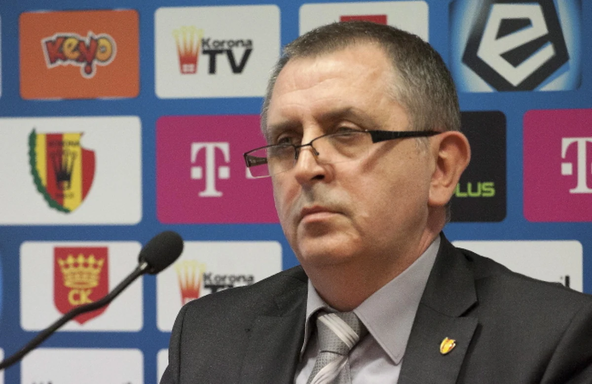 „Zarząd  Spółki Akcyjnej Korona podjął w dniu dzisiejszym, zapowiadaną w dniu wczorajszym decyzję o niezwłocznym  złożeniu  wniosku o ogłoszenie upadłości spółki” – czytamy na stronie internetowej klubu piłkarskiego Korona Kielce. Taki ruch ma związek z nieprzyznaniem Koronie dotacji przez miejskich radnych. 