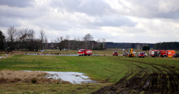 Rano wznowiono poszukiwania 12-letniego Pawła z Mokobód na Mazowszu. To kolejny już dzień akcji strażaków i policjantów. Chłopiec w poniedziałek wyszedł z domu razem ze starszym bratem. Ciało 15- letniego Marcina w piątek znaleziono w rzece Liwiec.