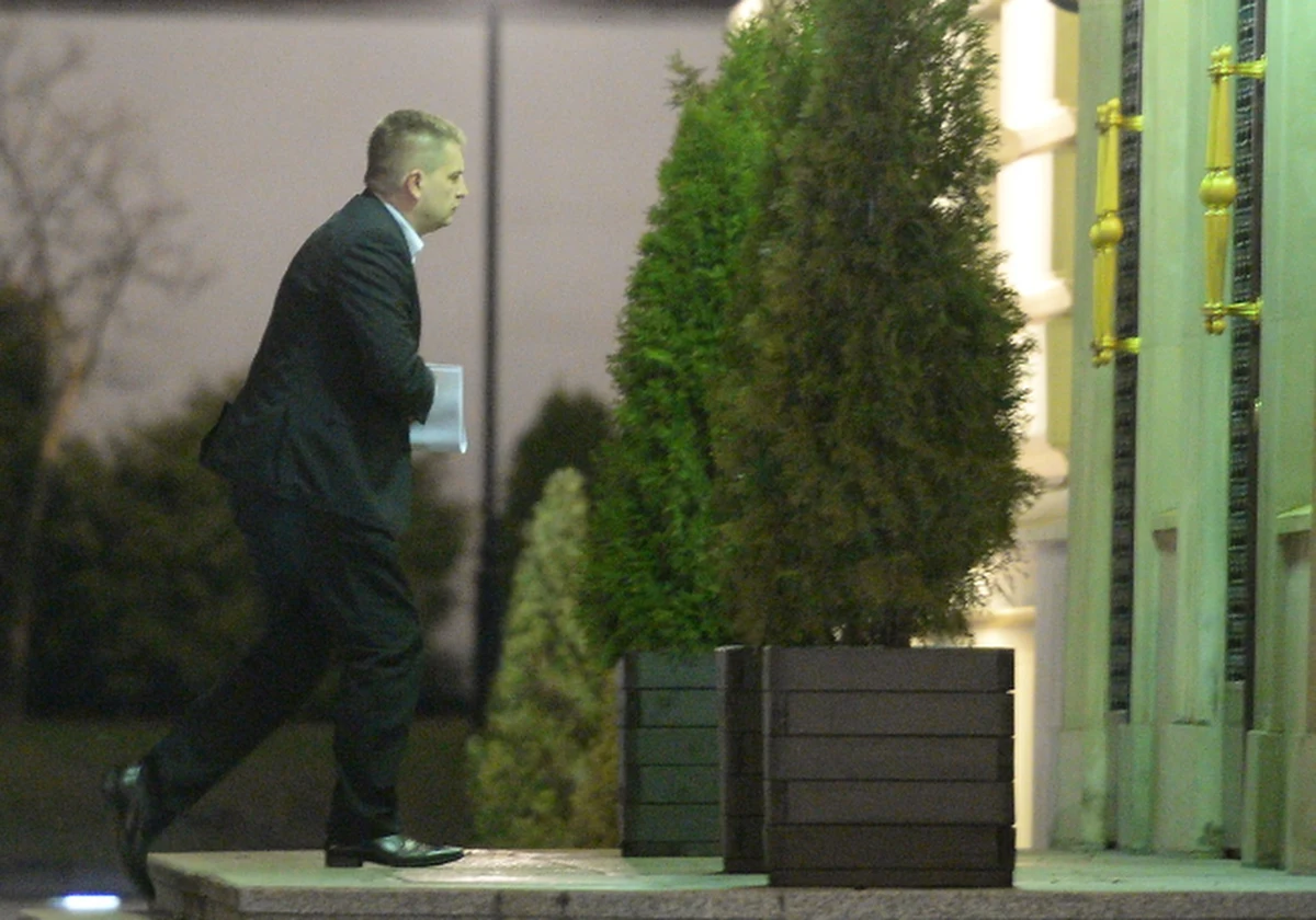 Premier Ewa Kopacz wezwała na rozmowę ministra zdrowia Bartosza Arłukowicza. Spotkanie rozpoczęłó się w Kancelarii Prezesa Rady Ministrów o godz. 17.