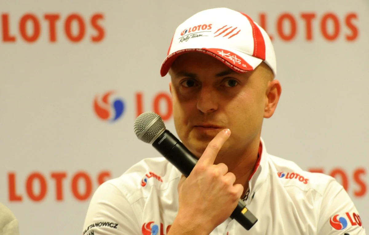 Czterokrotny mistrz kraju Kajetan Kajetanowicz z pilotem Jarosławem Baranem (Ford Fiesta R5) wygrali Rajd Janner w Austrii, pierwszą rundę mistrzostw Europy. Polska załoga była najszybsza na 17 z 18 odcinków specjalnych.