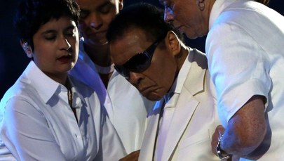 ​Muhammad Ali wyszedł ze szpitala. "Jest we wspaniałym nastroju"