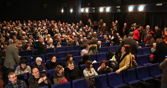 Ponad 40 milionów biletów sprzedały polskie kina w 2014 roku - wynika ze wstępnych danych Boxoffice.pl, do których dotarła "Rzeczpospolita". To najwięcej w historii branży po 1989 roku i o blisko 11 proc. więcej niż w 2013 roku.