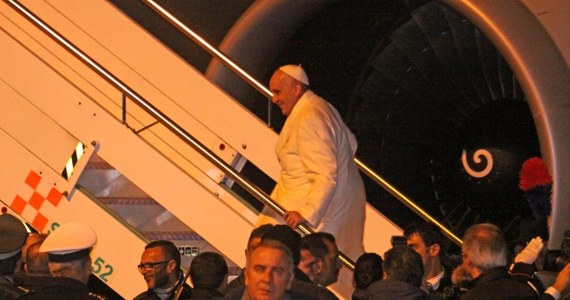 Papież Franciszek wyruszył w poniedziałek wieczorem w podróż na Sri Lankę i Filipiny. To jego siódma zagraniczna pielgrzymka. 