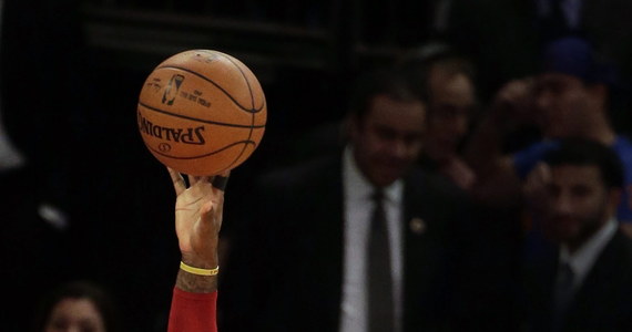 LeBron James zakończył 2014 jako lider rankingu koszykarzy NBA, których koszulki w minionym półroczu sprzedawały się najlepiej na świecie. Utrzymuje tę pozycję od pięciu lat i nie przeszkodziła mu w tym zmiana Miami Heat na Cleveland Cavaliers. 