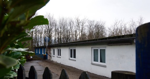 Władze zachodnioniemieckiego Schwerte chcą umieścić uchodźców starających się o azyl w Niemczech w dawnym obozie koncentracyjnym - jednym z podobozów KL Buchenwald. Jak podała agencja dpa, członkowie rady miejskiej sprawdzali już przydatność miejsca.   