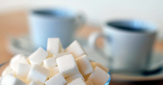 Cukier tanieje od czterech lat, w samym 2014 r. na giełdzie w Londynie staniał o 11 proc , a w Nowym Jorku o 10 proc. . Według analityków, na światowe ceny cukru wypływa głównie produkcja w Brazylii. Okazało się, że w tym sezonie jest lepsza od oczekiwań.  