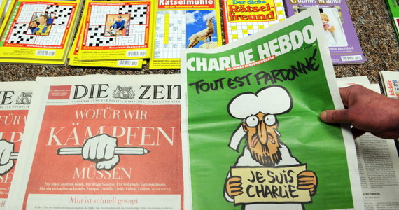 Nowy numer pisma "Charlie Hebdo", który ukazał się tydzień po zabiciu przez terrorystów głównych rysowników magazynu, zostanie dodrukowany. Jak podała agencja EFE, jego nakład wzrośnie z 3 do 7 milionów egzemplarzy. 