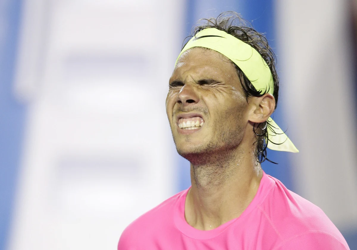 Rozstawiony z "trójką" Rafael Nadal potrzebował czterech godzin i 12 minut, by awansować do 3. rundy wielkoszlemowego Australian Open w Melbourne. Hiszpan, mimo kryzysu w trakcie gry, pokonał Amerykanina Tima Smyczka 6:2, 3:6, 6:7 (2-7), 6:3, 7:5.