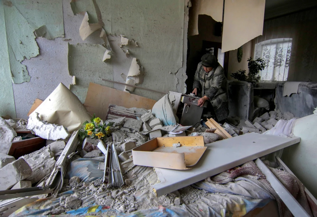 Dwa tysiące rosyjskich żołnierzy wraz z ciężkim sprzętem wojskowym przekroczyło ostatnio granicę między Rosją a Ukrainą - powiedział ukraiński prezydent Petro Poroszenko w wywiadzie dla Bloomberg Europe TV. 