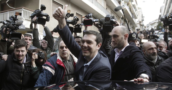 Lewicowa, populistyczna partia SYRIZA wygrała wybory parlamentarne w Grecji. Według sondaży exit poll ugrupowanie zdobyło 36-38 proc. głosów.