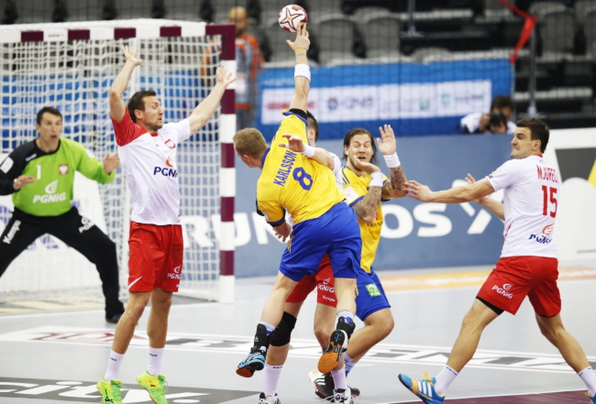 24:20 - takim wynikiem zakończyło się spotkanie Polska - Szwecja na mistrzostwach świata piłkarzy ręcznych, które odbywają się w Katarze. Biało-czerwoni awansowali do ćwierćfinału i w środę zmierzą się z Chorwatami.
