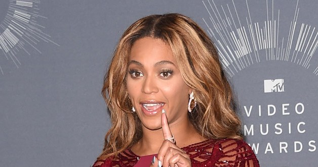 Beyonce nie wychodzi z domu bez makijażu! - pomponik.pl