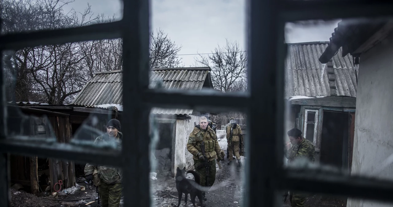 Patrol prorosyjskich separatystów w pobliżu Debalcewa, zdjęcie ilustracyjne