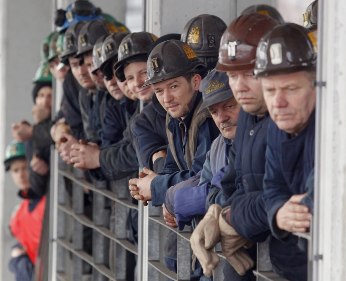 W poniedziałek rozpocznie się protest "w całym górnictwie" - taką informację przekazał Międzyzwiązkowy Komitet Protestacyjno-Strajkowy na Śląsku. Powodem jest fiasko dotychczasowych rozmów związkowców z Jastrzębskiej Spółki Węglowej z Radą Nadzorczą i Zarządem spółki.