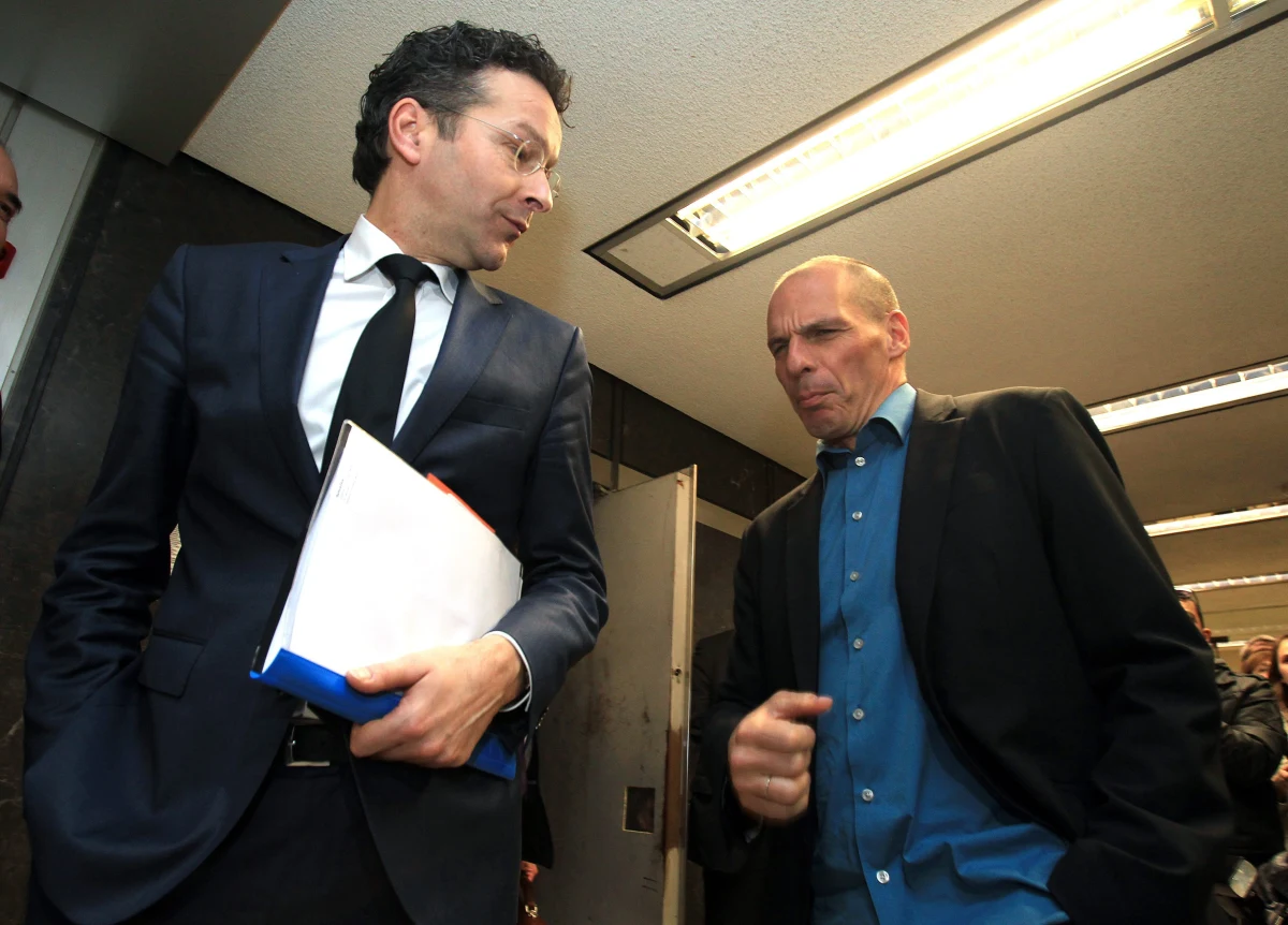 Nowy grecki minister finansów Janis Warufakis oświadczył, że Ateny nie będą dalej współpracować z kontrolerami trojki. Zamiast tego rząd Grecji będzie współpracował z "prawowitymi instytucjami Unii Europejskiej i Międzynarodowego Funduszu Walutowego".