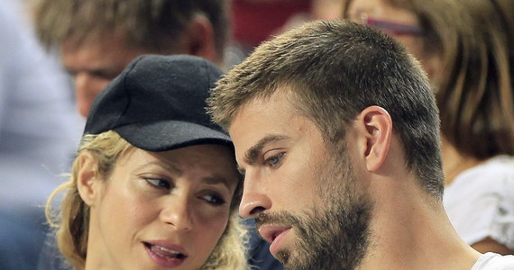 Kolumbijska gwiazda muzyki pop Shakira i piłkarz FC Barcelona Gerard Pique zaapelowali w internecie do swych fanów, by z okazji narodzin drugiego syna wsparli UNICEF poprzez zakup wody i szczepionek dla dzieci. Drugi syn pary, Sasha, urodził się w czwartek.