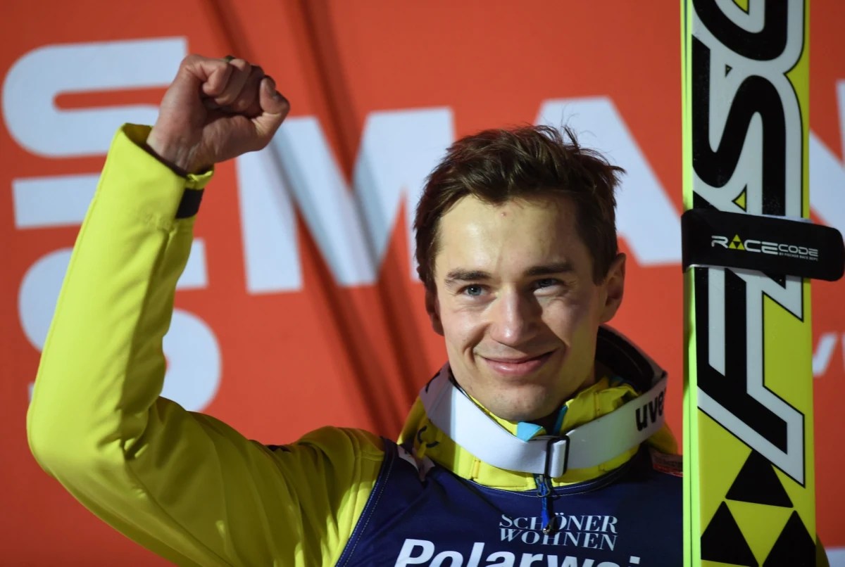 Kamil Stoch awansował na 12. miejsce na liście najlepiej zarabiających w PŚ w skokach narciarskich. Podwójny mistrz olimpijski, który opuścił 10 zawodów z powodu kontuzji, zarobił 45 000 franków (202 tysiące zł).