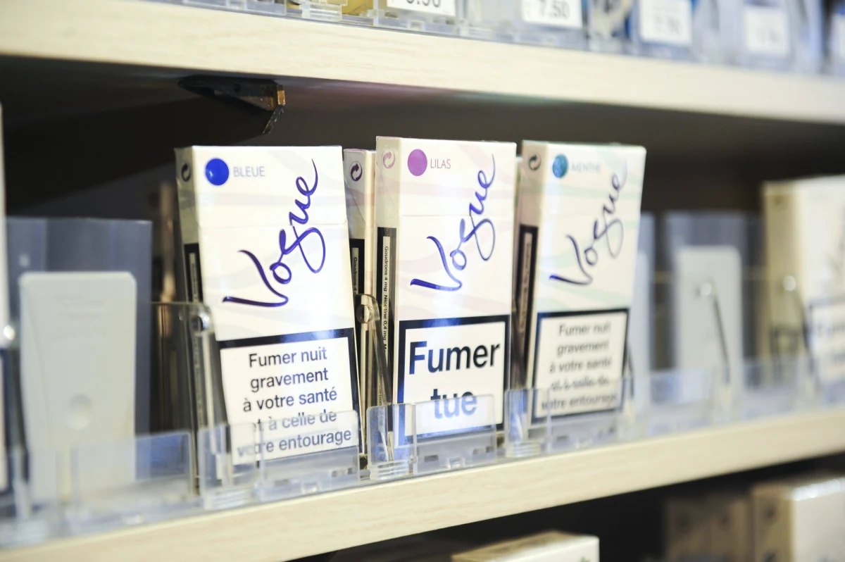 Mamy okres przejściowy dla papierosów mentolowych, utrzymaliśmy produkcję papierosów slim - powiedziała premier Ewa Kopacz. Unijna dyrektywa tytoniowa miała m.in całkowicie wycofać takie papierosy z rynku. 