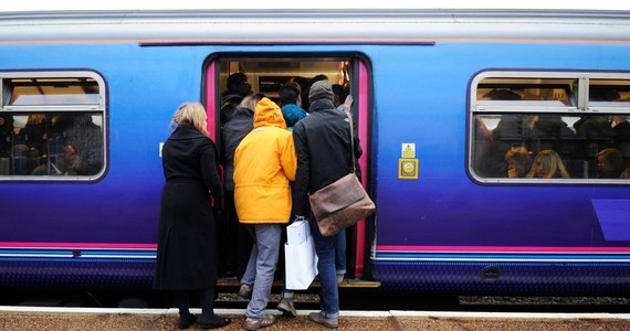 Brytyjski rząd przeciwko nadgorliwym kontrolerom w pociągach. Pasażerom, którzy będą w stanie wytłumaczyć brak ważnego biletu, nie będą już grozić konsekwencje karne.