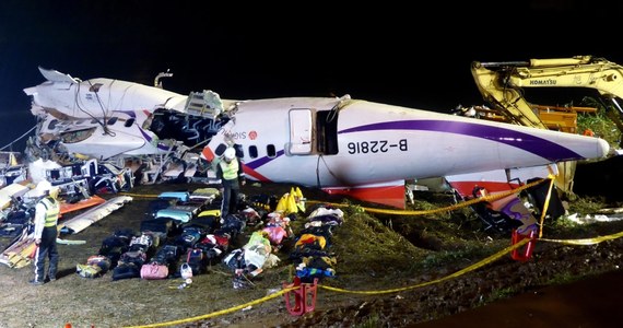 Do 31 wzrosła liczba ofiar wczorajszej katastrofy samolotu linii TransAsia Airways. Maszyna wkrótce po starcie wpadł do rzeki niedaleko Tajpej. Trwają poszukiwania 12 pasażerów. 