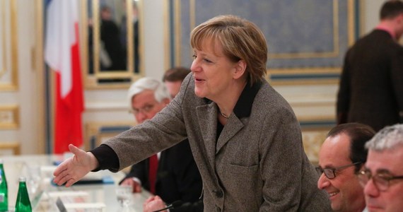Nie powinniśmy z góry wykluczać opcji militarnej na Ukrainie - mówi dowódca sił NATO w Europie. Amerykański generał Philip Breedlove zastrzega podczas Monachijskiej Konferencji Bezpieczeństwa, że nie ma mowy o obecności żołnierzy, ale raczej o wysłaniu broni i wyposażenia. Z kolei Angela Merkel na tej samej konferencji zastrzega, że konfliktu na Ukrainie "nie można rozwiązać za pomocą środków wojskowych".