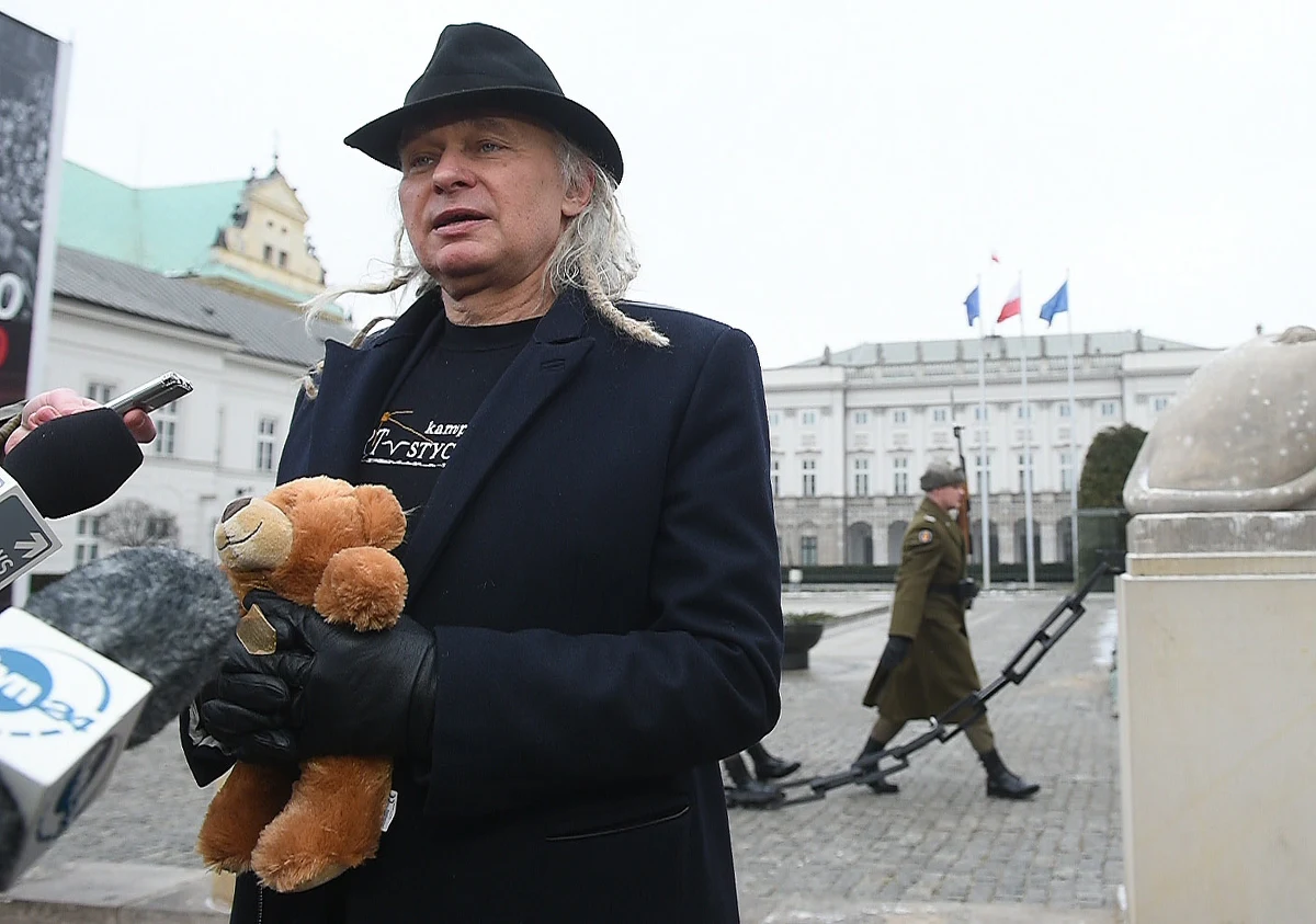 Muzyk, współzałożyciel zespołu Daab Waldemar Deska zapowiedział, że będzie kandydował w wyborach prezydenckich z poparciem Partii Libertariańskiej. Liczy na dwucyfrowy, co najmniej trzeci wynik.