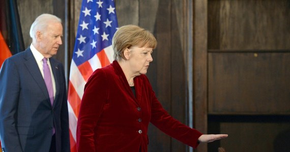 Obecny kryzys w relacjach z Rosją jest "największym  wyzwaniem" dla Merkel od czasu, gdy (w 2005 roku) zasiadła w fotelu kanclerskim - pisze dziennikarz niemieckiego "Tagesspiegel". Gazeta wysuwa tezę, że Niemcy awansowały na głównego rozgrywającego międzynarodowej dyplomacji kryzysowej. Nowa rola, która przypadła kanclerz Angeli Merkel, jest dla niej raczej ciężarem niż powodem do dumy.