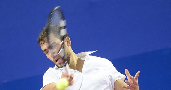 Jerzy Janowicz skreczował w finale tenisowego turnieju ATP w Montpellier (pula nagród 494 310 dol.) kilka minut po rozpoczęciu meczu z Francuzem Richardem Gasquetem. Rozstawiony z numerem piątym Polak przegrywał wówczas 0:3 w pierwszym secie.