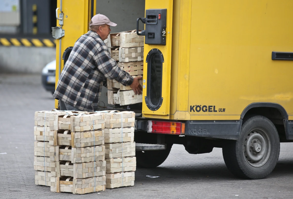 Polski resort rolnictwa szuka sposobu na ocieplenie kontaktów z Rosjanami. Jak dowiedział się reporter RMF FM, główny lekarz weterynarii wystąpił do swego odpowiednika w Moskwie, by przywrócić kontakty na szczeblu weterynaryjnej grupy roboczej. Ostatnie spotkanie tego gremium odbyło się pod koniec 2013 roku.