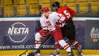 Hokejowa reprezentacja po zwycięstwie w turnieju EIHC w Toruniu