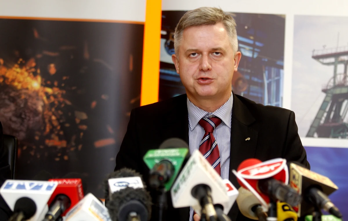 Rada Nadzorcza Jastrzębskiej Spółki Węglowej nie ma zamiaru samodzielnie podejmować decyzji o odwołaniu prezesa spółki Jarosława Zagórowskiego. Członkowie rady mówią, że czekają na wytyczne rządu.