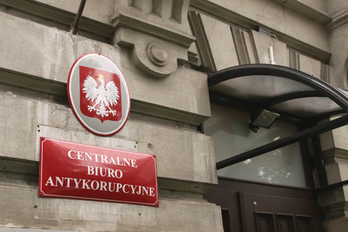 Dwóch byłych wójtów z Lubelszczyzny na celowniku CBA. Zdaniem funkcjonariuszy gminy Tomaszów Lubelski oraz Strzyżewice straciły po 300 tys. złotych każda poprzez niezgodne z prawem umorzenia podatków – dowiedział się reporter RMF FM. 