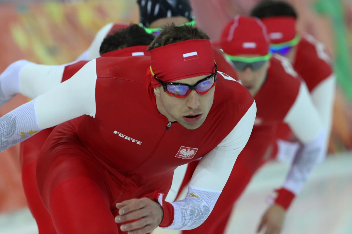 "Program mistrzostw świata w łyżwiarstwie szybkim nie jest korzystny dla Polaków, ale radziliśmy sobie w podobnych sytuacjach" - mówi Zbigniew Bródka, mistrz olimpijski na 1500 metrów z Soczi. Zawody w Holandii startują w czwartek. 