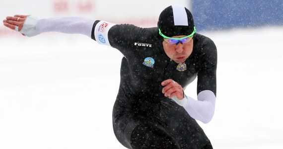 Amerykanin Shani Davis zdobył w Heerenveen złoty medal mistrzostw świata w łyżwiarstwie szybkim na dystansie 1000 m. Zbigniew Bródka zajął 13. miejsce, a Piotr Michalski był 16.