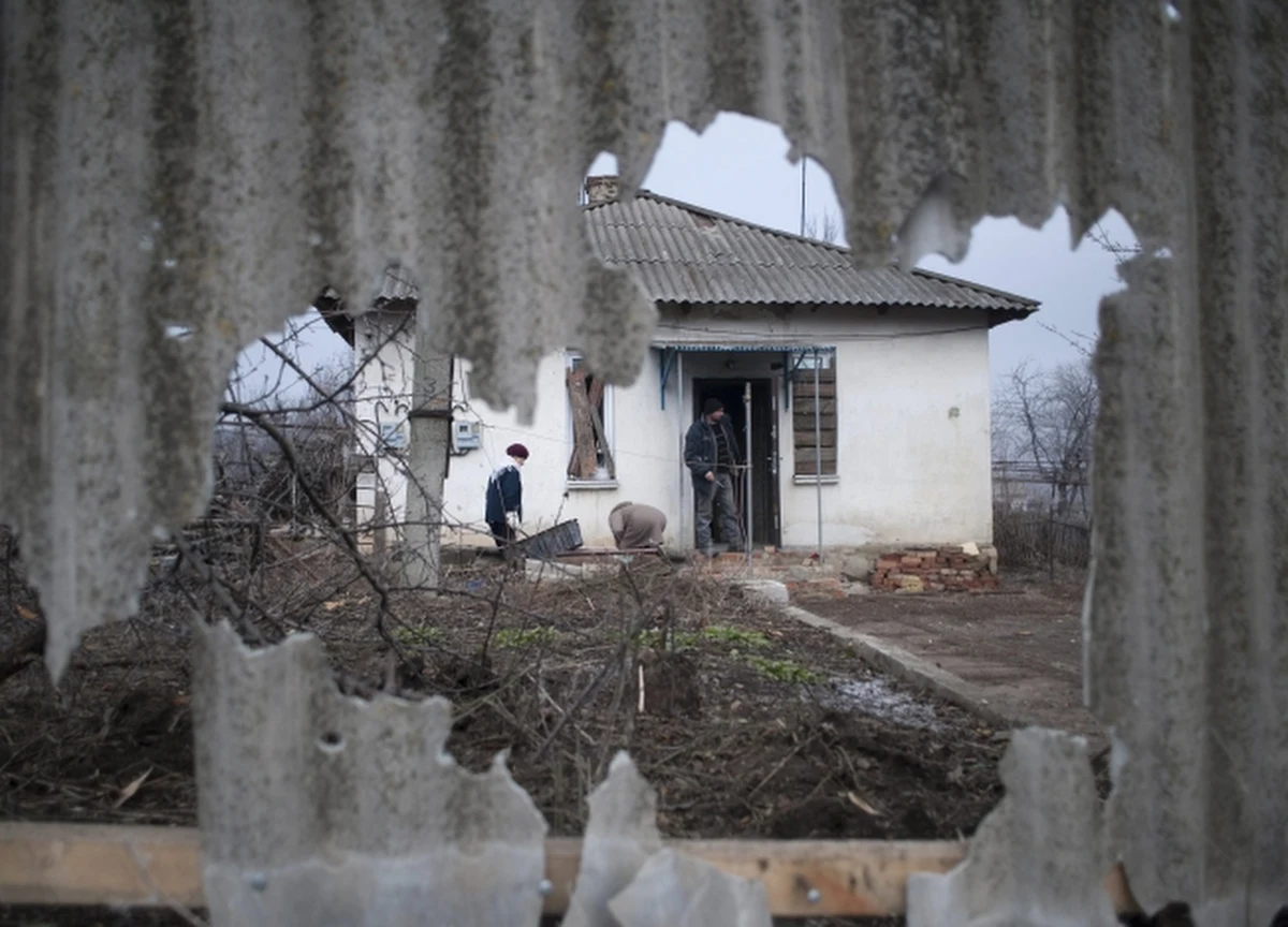 Prorosyjscy separatyści na wschodniej Ukrainie wznowili intensywne ataki na siły rządowe. W ciągu całej niedzieli oddziały MSW i wojsk Ukrainy zostały zaatakowane ponad 60 razy - podało dowództwo ukraińskiej operacji antyterrorystycznej.