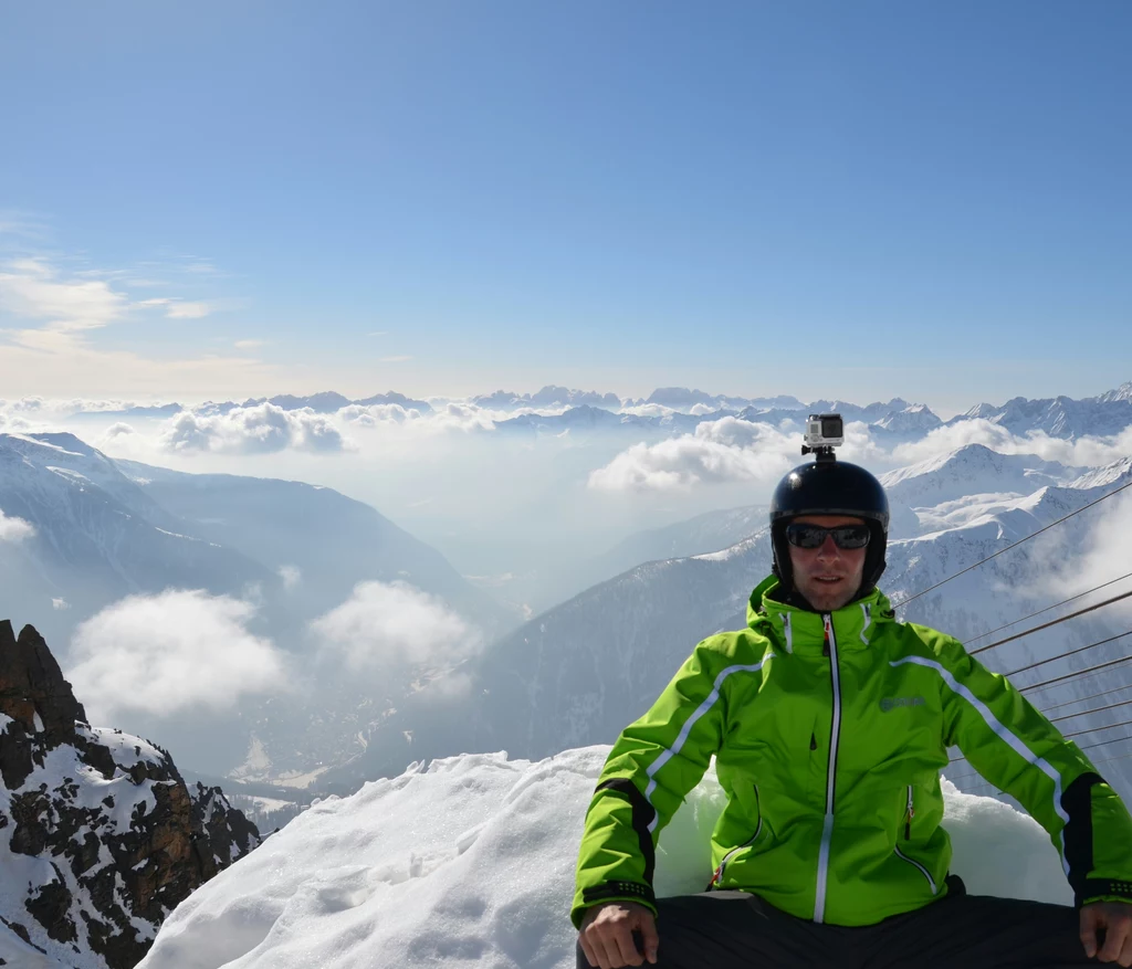 Białe szaleństwo w chmurach. Pejo 3000 Trentino Włochy 