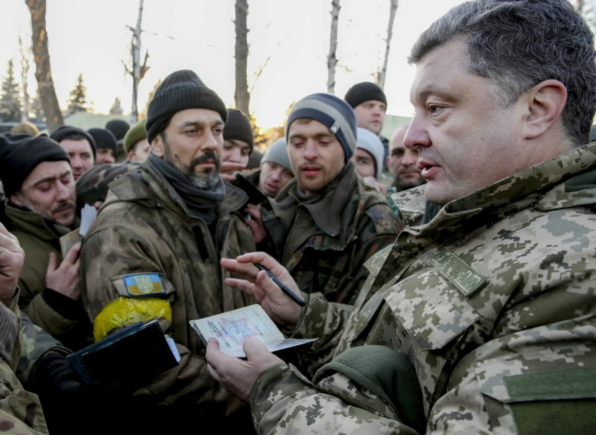Rada Bezpieczeństwa Narodowego i Obrony Ukrainy zatwierdziła propozycję prezydenta Petra Poroszenki o zaproszeniu na wschód kraju międzynarodowego kontyngentu pokojowego. Miałby on działać na podstawie mandatu Rady Bezpieczeństwa ONZ. 