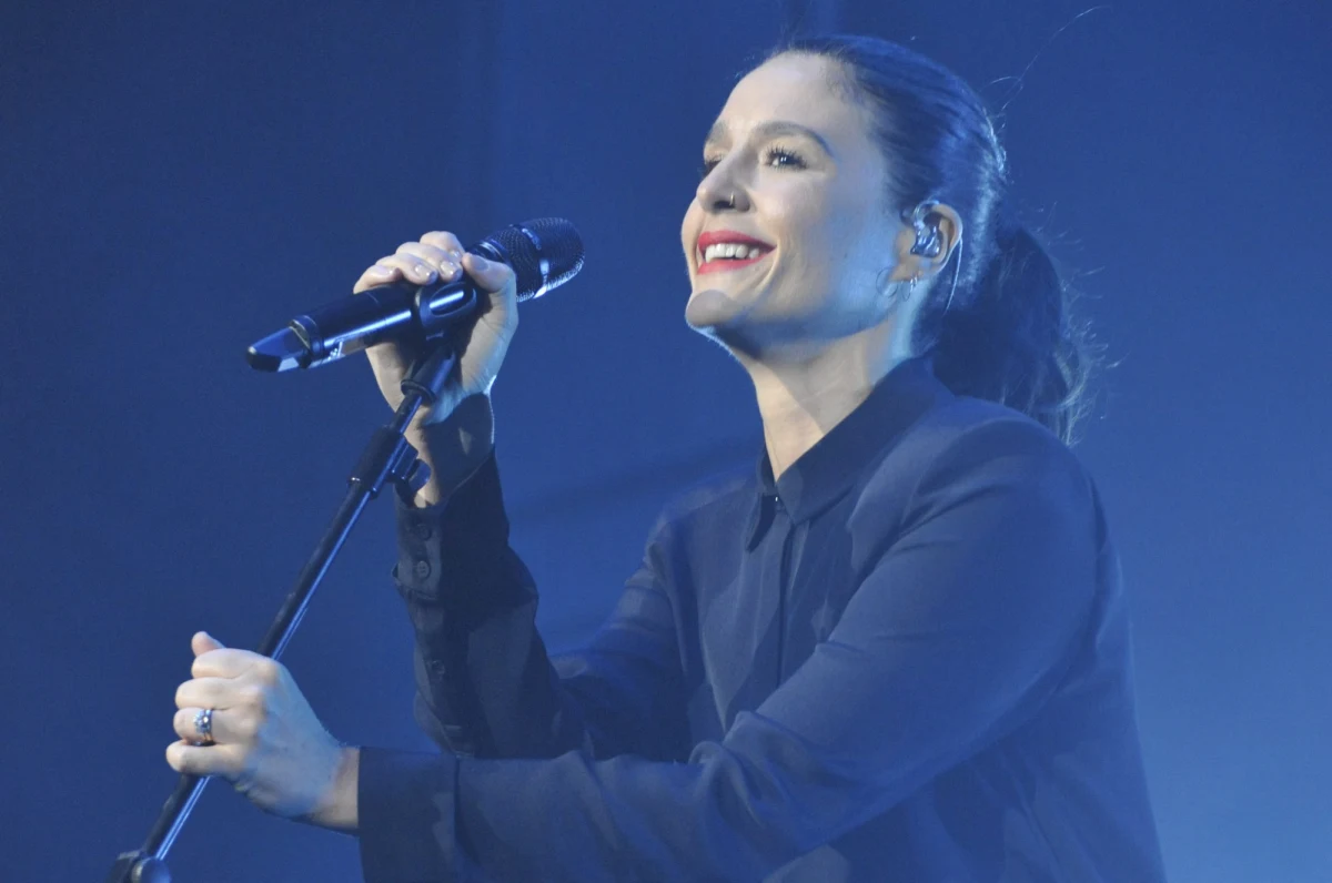 Jessie Ware, nazywana księżniczką popu i nową Sade, oraz nietuzinkowy i nieoczywisty LemON dołączają do składu tegorocznej edycji Life Festival Oświęcim. Zwieńczeniem festiwalu będzie wyjątkowy koncert "Europa przeciwko wojnie", z udziałem m.in. duetu Goran Bregović & Kayah. 