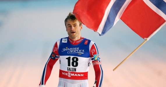 Petter Northug zdobył złoty medal w sprincie techniką klasyczną w narciarskich mistrzostwach świata w szwedzkim Falun. Norweg był minimalnie szybszy od Kanadyjczyka Alexa Harveya, a brąz wywalczył mistrz olimpijski w tej konkurencji, Norweg Ola Vigen Hattestad.