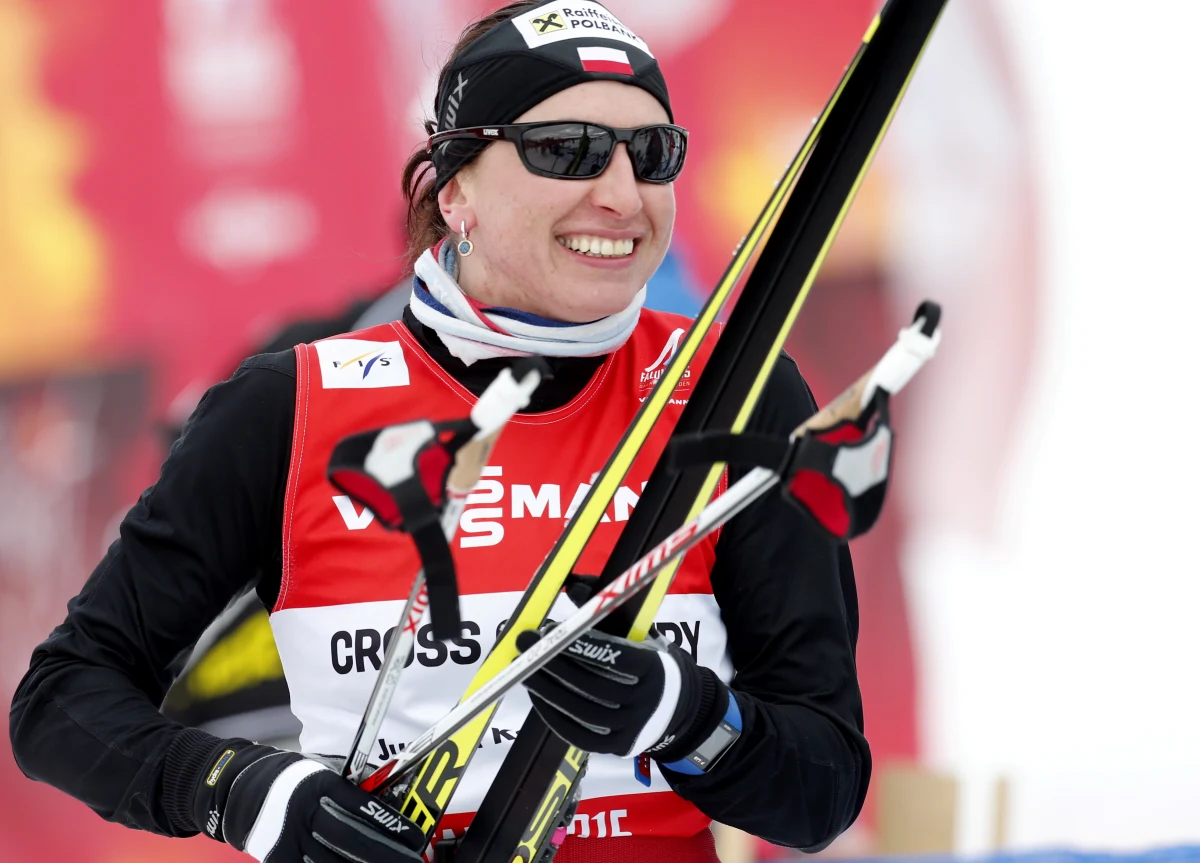 "Nie startuję w sobotnim biegu łączonym, bo niedzielna sztafeta sprinterska jest priorytetem" - mówi Justyna Kowalczyk. W rozmowie ze specjalnym wysłannikiem RMF FM na narciarskie MŚ w Falun zdradza, że po zajęciu przez nią 4. miejsca w sprincie "w drużynie siadła atmosfera". Ocenia także szanse swoje i Sylwii Jaśkowiec w niedzielnej rywalizacji.