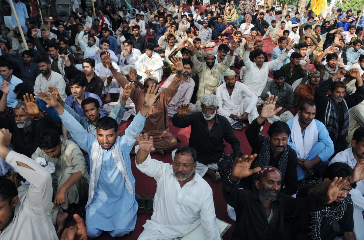 Radykalni islamiści rozszerzają swoje wpływy we Francji - alarmuje "Le Figaro". Według konserwatywnego dziennika, kontrolują już 89 meczetów w tym kraju. To dwukrotnie więcej niż 4 lata temu. "Le Figaro" powołuje się na raport francuskiego MSW.