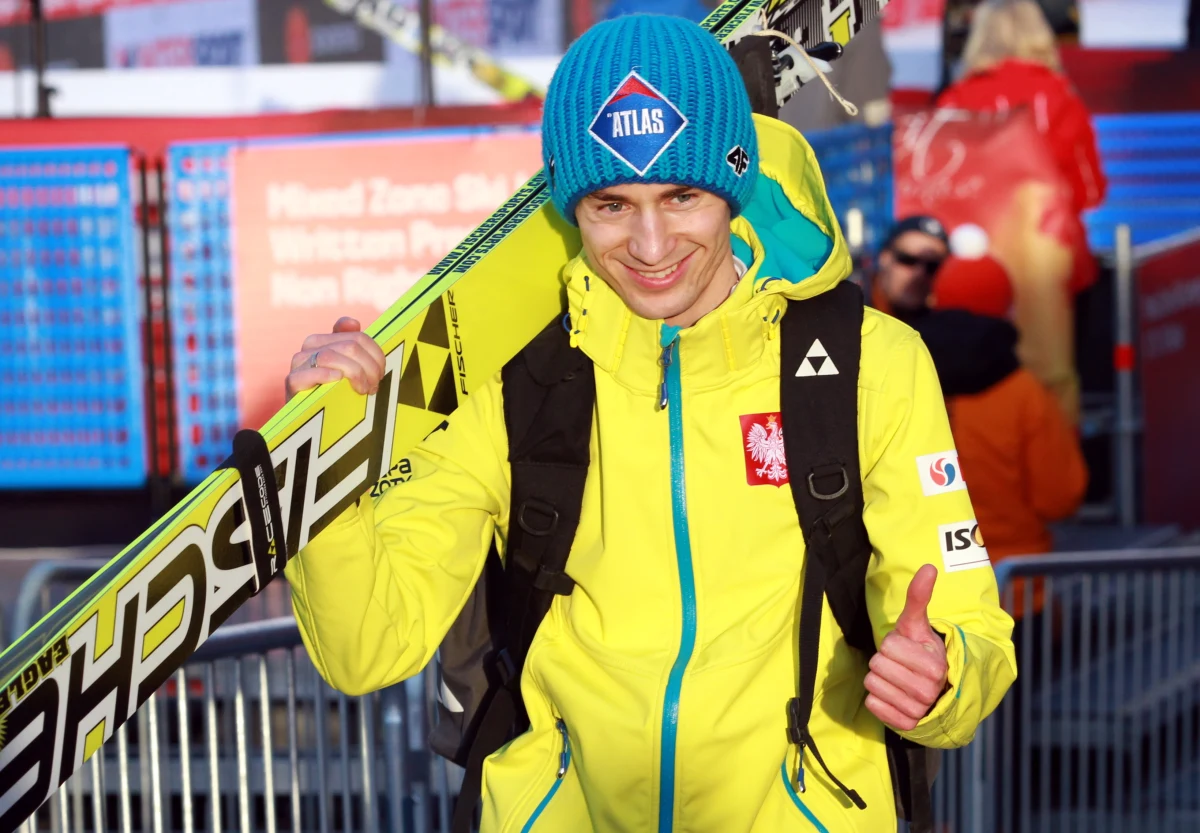 "Kamil ma problem z ułożeniem głowy w locie, ale do zawodów można to poprawić" mówi przed pierwszym konkursem mistrzostw świata w skokach narciarskich Łukasz Kruczek. W rozmowie ze specjalnym wysłannikiem RMF FM do Falun trener polskich skoczków ocenia też postawę pozostałych podopiecznych oraz szanse Severina Freunda na zdobycie tytułu mistrza. Początek rywalizacji na normalnej skoczni o 16:30.