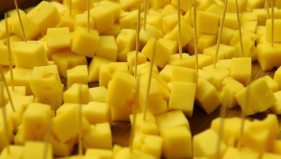 Rosja zakazuje importu wyrobów serowych i seropodobnych z Polski