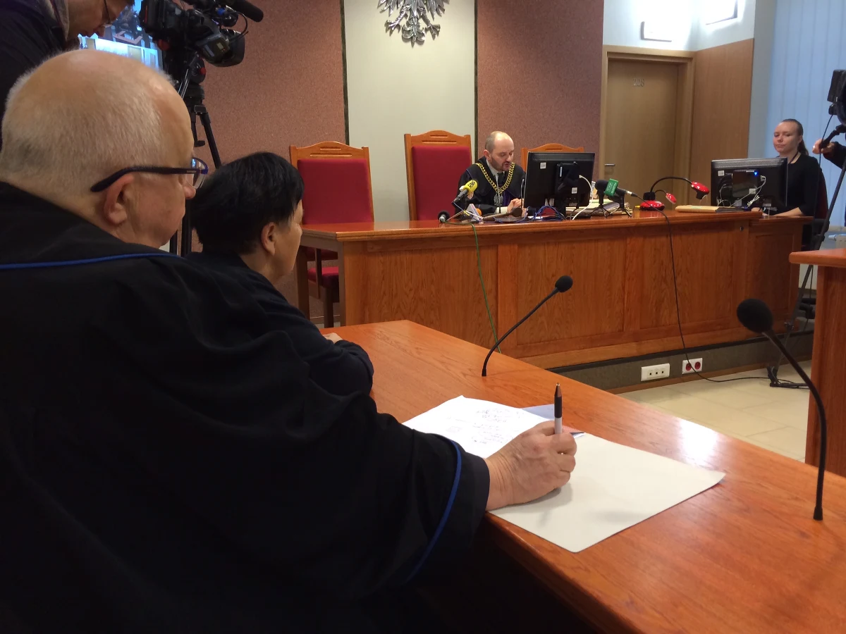 Sąd Okręgowy w Olsztynie oddalił powództwo o ochronę dóbr osobistych, dotyczące użycia w publikacji niemieckiego tygodnika "Focus" sformułowania "polski obóz zagłady". Pozew w tej sprawie wniosła była więźniarka niemieckich obozów w Toruniu i Potulicach, Janina Luberda-Zapaśnik.